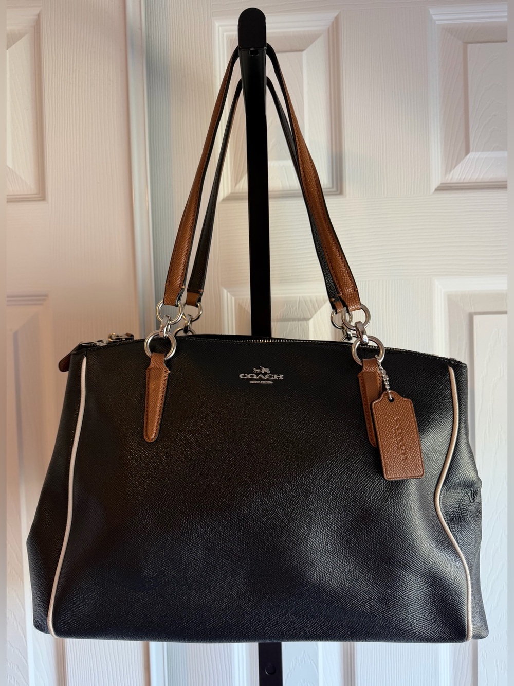 Coach Christie Carryall Shoulder Leather
Bag Women’s - Picture 3 of 12